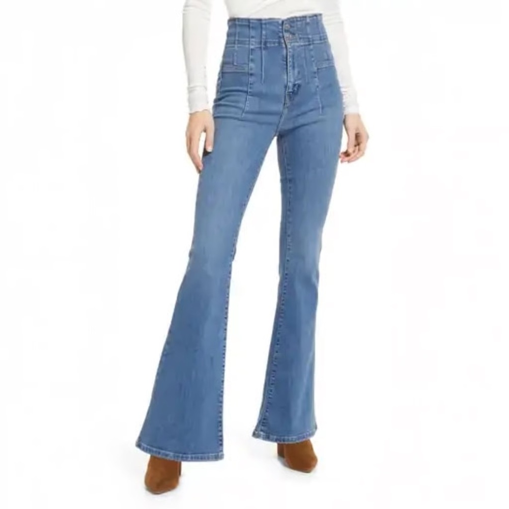 Zenana Outfitters Light Blue High Rise Jeans
